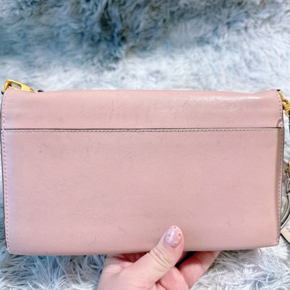 Tory Burch Pink and Tan Crossbody Bag with Gold Hardware - Picture 2 of 8